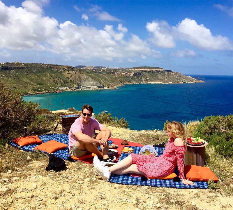 Picnic-gozo.jpg Picnic-gozo.jpg