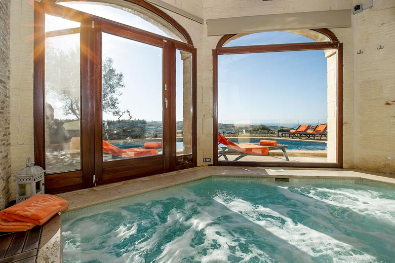 dream-by-hamlet-jacuzzi.jpg dream-by-hamlet-jacuzzi.jpg