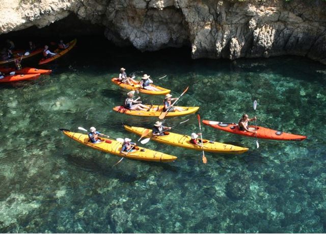 kayaking-in-gozo.JPG