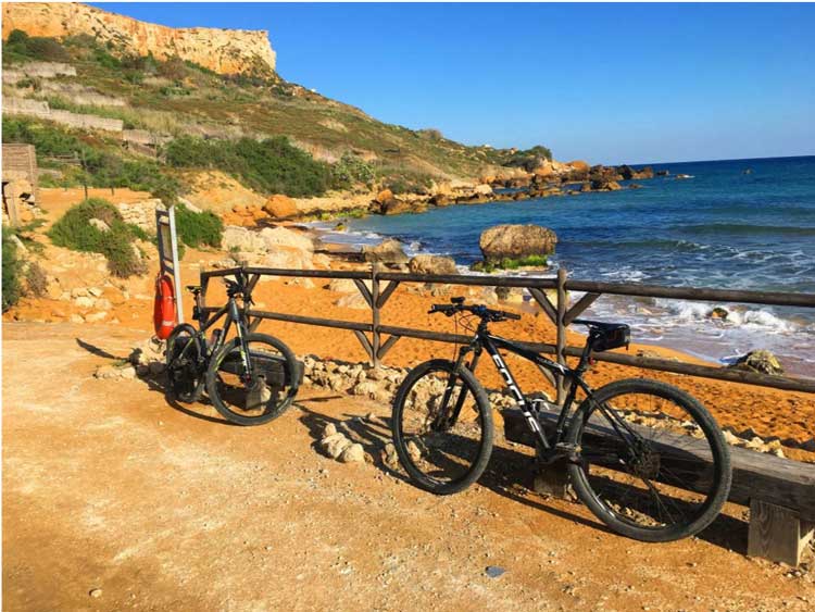 cycling-in-gozo.jpg