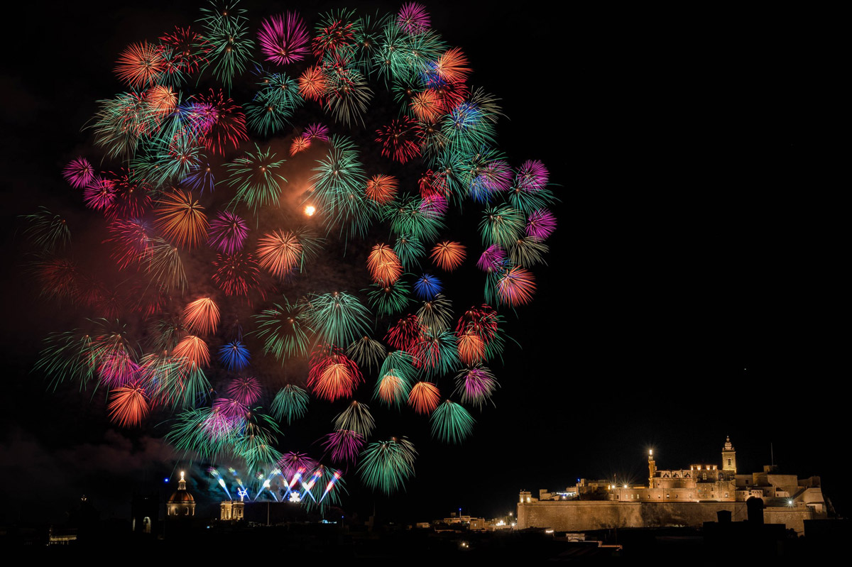 gozo-festa-fireworks.jpg gozo-festa-fireworks.jpg